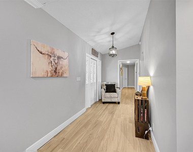 8606 Arrowhead Drive - Photo Thumbnail 26