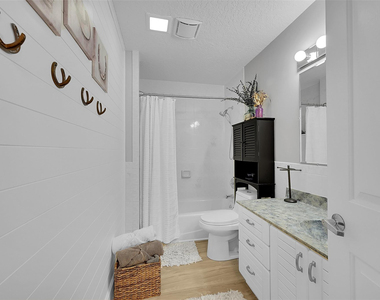 8606 Arrowhead Drive - Photo Thumbnail 37