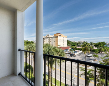 101 Se 20 Avenue - Photo Thumbnail 18