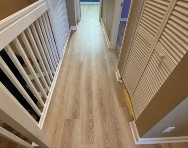 4324 Maybelle Lane - Photo Thumbnail 7