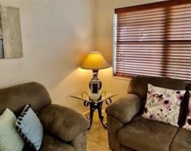 122 Farnham F - Photo Thumbnail 9