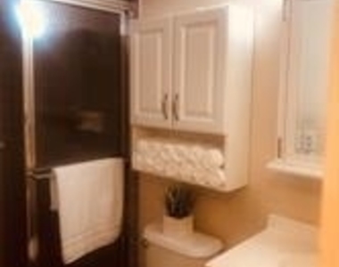 122 Farnham F - Photo Thumbnail 32