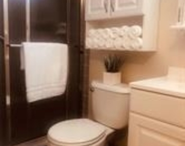 122 Farnham F - Photo Thumbnail 28