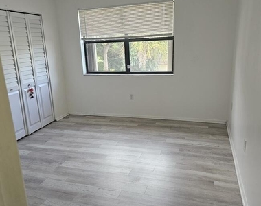 10069 Nw 4th Street - Photo Thumbnail 13