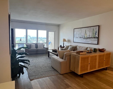 4900 N Ocean Boulevard - Photo Thumbnail 2