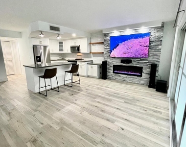 342 Southwind Drive - Photo Thumbnail 4