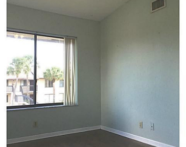 21955 Tidewater Terrace - Photo Thumbnail 14