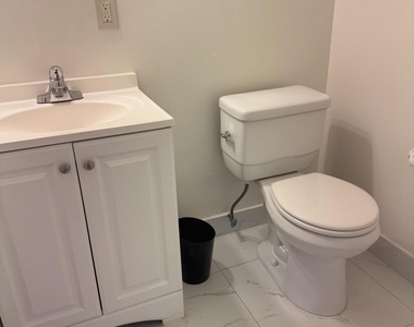 1120 Lemon Tree Terrace - Photo Thumbnail 8