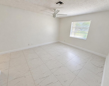 1120 Lemon Tree Terrace - Photo Thumbnail 3