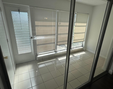 1120 Lemon Tree Terrace - Photo Thumbnail 9