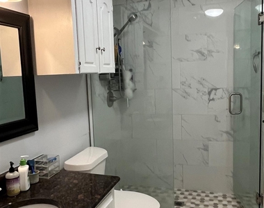 6918 La Manga Drive - Photo Thumbnail 27