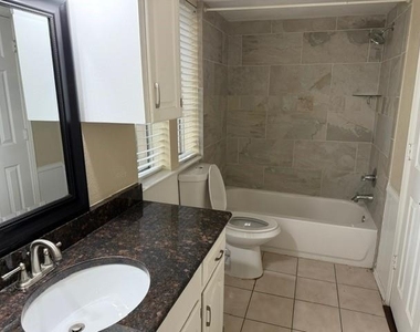 6918 La Manga Drive - Photo Thumbnail 21