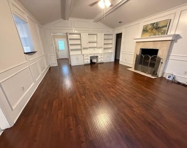 6918 La Manga Drive - Photo Thumbnail 10
