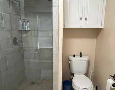 6918 La Manga Drive - Photo Thumbnail 28