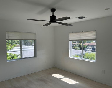 1117 Ne 5th Avenue - Photo Thumbnail 15