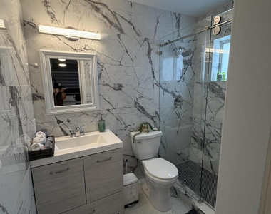 2522 Nw 82nd Terrace - Photo Thumbnail 20