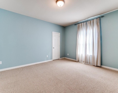 4652 Phillip Drive - Photo Thumbnail 19