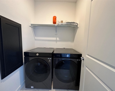 358 Somerville Drive - Photo Thumbnail 23