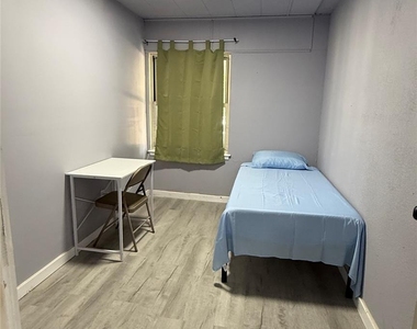 605 Biggs Terrace - Photo Thumbnail 9