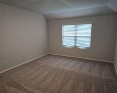 714 Tinsley Meadows Drive - Photo Thumbnail 4