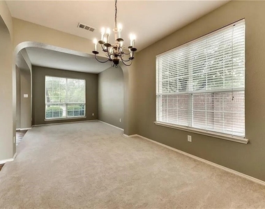 9304 Regal Oaks Drive - Photo Thumbnail 4