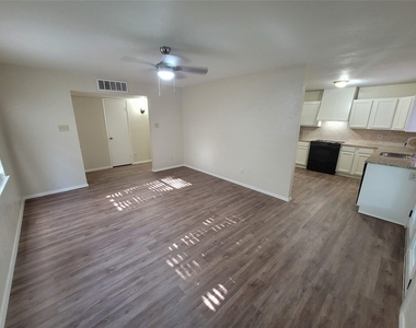 2626 Dove Meadow Drive - Photo Thumbnail 11