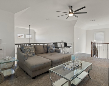 4125 Fern Loop - Photo Thumbnail 21