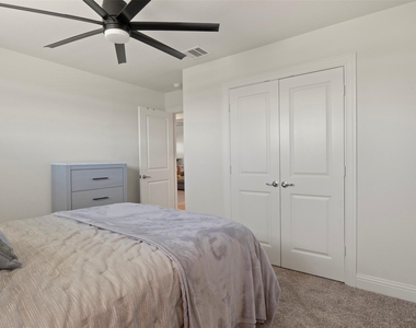 4125 Fern Loop - Photo Thumbnail 24