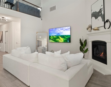 4125 Fern Loop - Photo Thumbnail 5