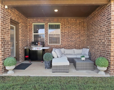 4125 Fern Loop - Photo Thumbnail 29
