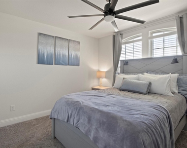 4125 Fern Loop - Photo Thumbnail 23