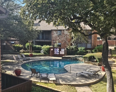15221 Berry Trail - Photo Thumbnail 13