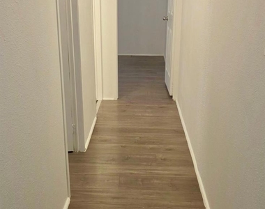 3716 Brook Valley Street - Photo Thumbnail 10