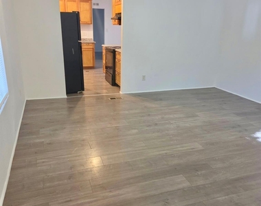 3716 Brook Valley Street - Photo Thumbnail 9