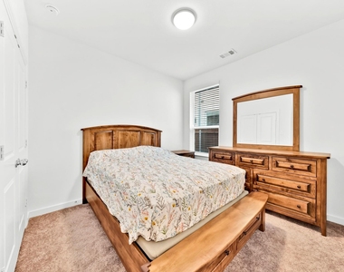 3928 Bison Lane - Photo Thumbnail 17