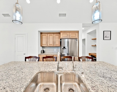 3928 Bison Lane - Photo Thumbnail 9