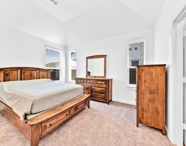 3928 Bison Lane - Photo Thumbnail 13