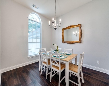 5604 Parkplace Drive - Photo Thumbnail 3