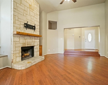 1109 W Hills Terrace - Photo Thumbnail 2