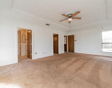 4320 Hickox Road - Photo Thumbnail 25