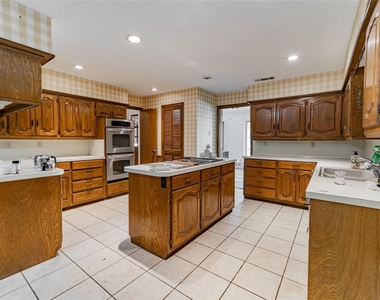 4320 Hickox Road - Photo Thumbnail 22