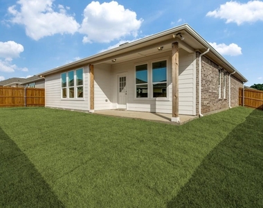 1426 Brushy Creek Drive - Photo Thumbnail 1