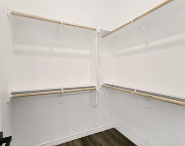 1428 Brushy Creek Drive - Photo Thumbnail 13