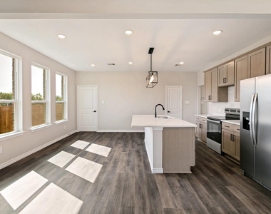 1428 Brushy Creek Drive - Photo Thumbnail 3