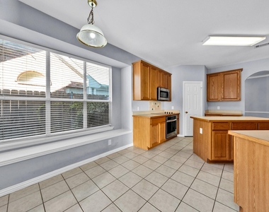 17935 Mary Margaret Street - Photo Thumbnail 20