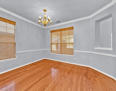 17935 Mary Margaret Street - Photo Thumbnail 12