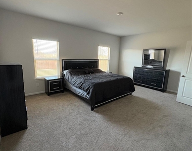 16721 Porterfield Lane - Photo Thumbnail 18