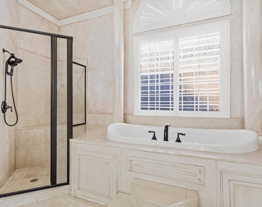 8200 Edgemont Court - Photo Thumbnail 20