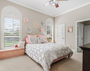8200 Edgemont Court - Photo Thumbnail 29