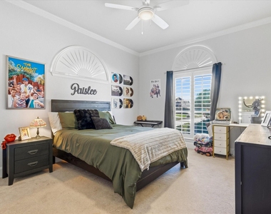 8200 Edgemont Court - Photo Thumbnail 23